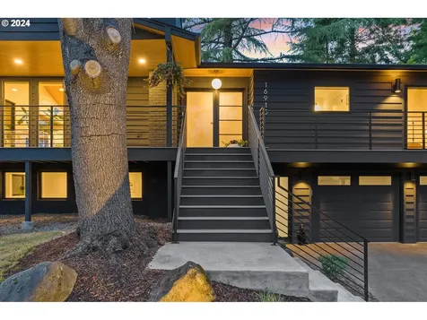 16915 Greentree Avenue Lake Oswego OR 97034