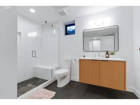 16915 Greentree Avenue Lake Oswego OR 97034
