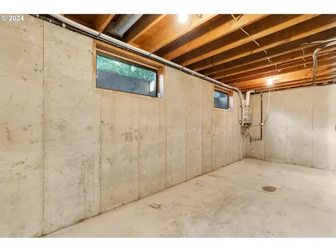 16915 Greentree Avenue Lake Oswego OR 97034