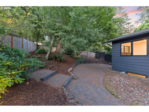 16915 Greentree Avenue Lake Oswego OR 97034