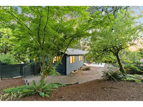 16915 Greentree Avenue Lake Oswego OR 97034