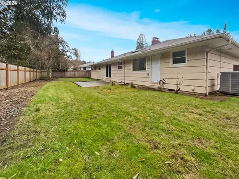 13250 Ne Thompson Court Portland OR 97230