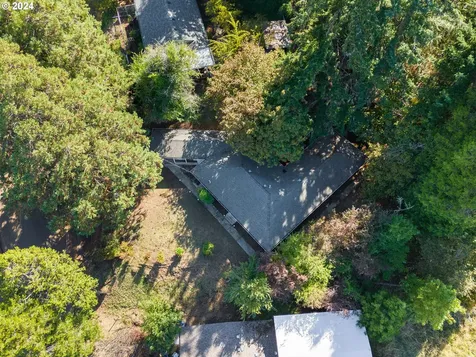 474 Se Eastwood Street Roseburg OR 97470