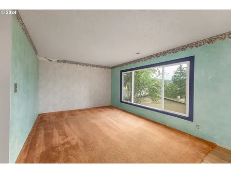 474 Se Eastwood Street Roseburg OR 97470