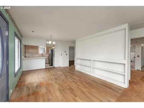 474 Se Eastwood Street Roseburg OR 97470