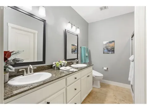 4205 NW 127th Street Vancouver WA 98685