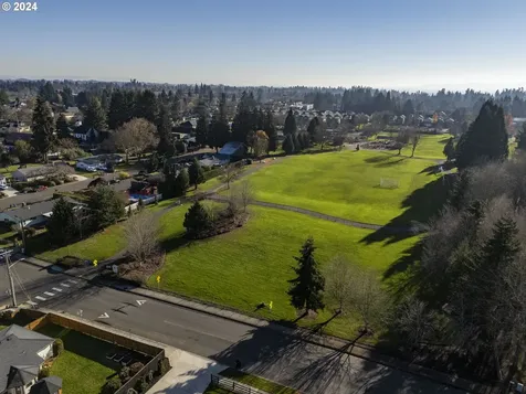 4205 NW 127th Street Vancouver WA 98685