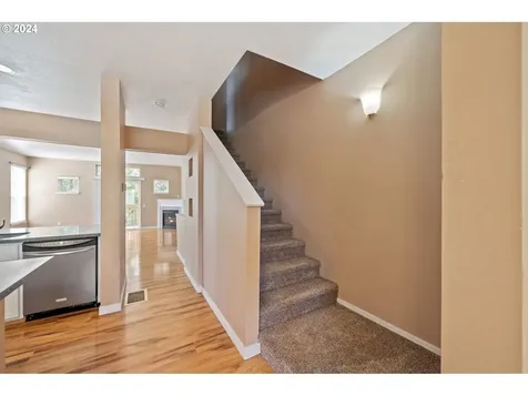 783 SW Dillan Drive Beaverton OR 97006