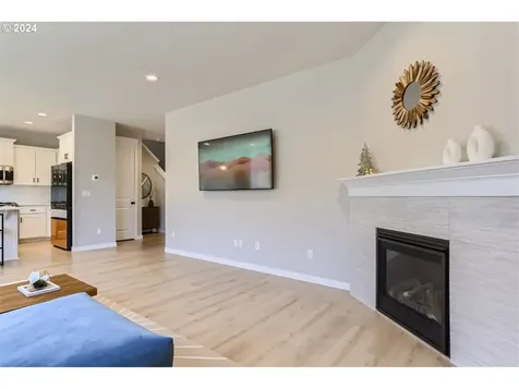11776 Se Horse Tail Falls Way Happy Valley OR 97086