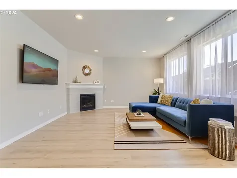 11776 Se Horse Tail Falls Way Happy Valley OR 97086
