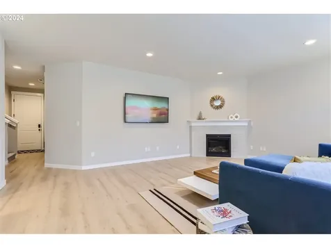 11776 Se Horse Tail Falls Way Happy Valley OR 97086