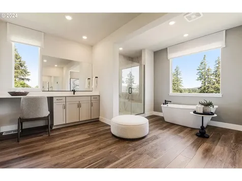3565 W 4th Street Washougal WA 98671