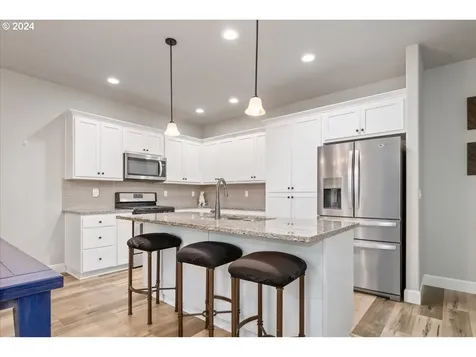 2588 Firwood Lane Forest Grove OR 97116