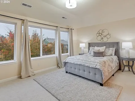 991 NE Rogahn Street Hillsboro OR 97124