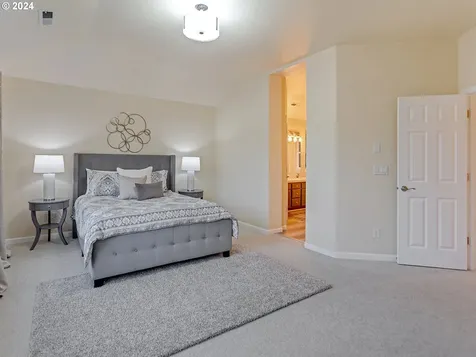 991 NE Rogahn Street Hillsboro OR 97124