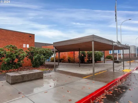 991 NE Rogahn Street Hillsboro OR 97124