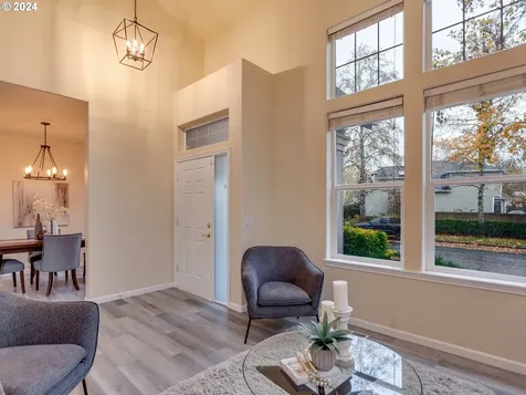 991 NE Rogahn Street Hillsboro OR 97124