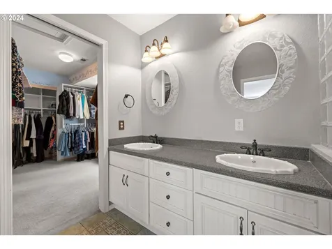 15777 S Bradley Road Oregon City OR 97045