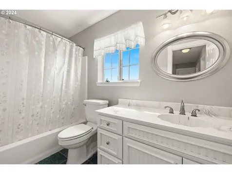 15777 S Bradley Road Oregon City OR 97045