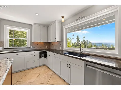 15777 S Bradley Road Oregon City OR 97045