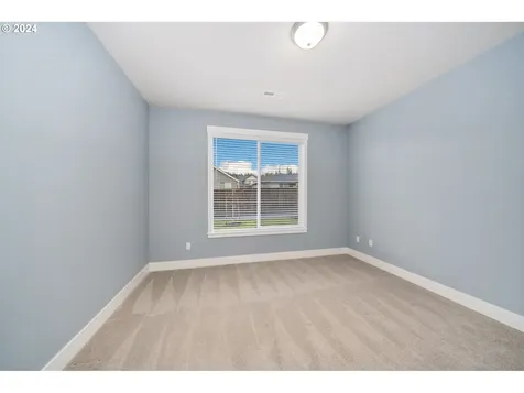 8533 N Juniper Street Camas WA 98607