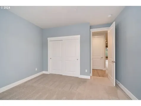 8533 N Juniper Street Camas WA 98607