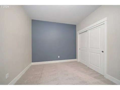 8533 N Juniper Street Camas WA 98607