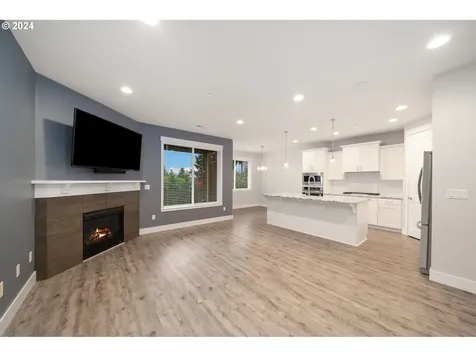 8533 N Juniper Street Camas WA 98607