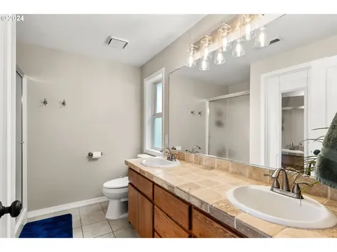 17097 SW Lynnly Way Sherwood OR 97140