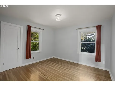 7539 N Hurst Avenue Portland OR 97203