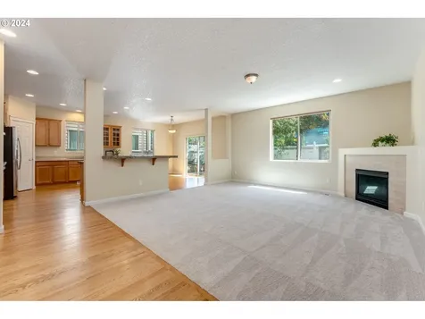 768 N 28th Avenue Cornelius OR 97113