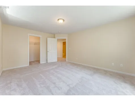 768 N 28th Avenue Cornelius OR 97113