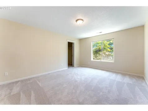 768 N 28th Avenue Cornelius OR 97113