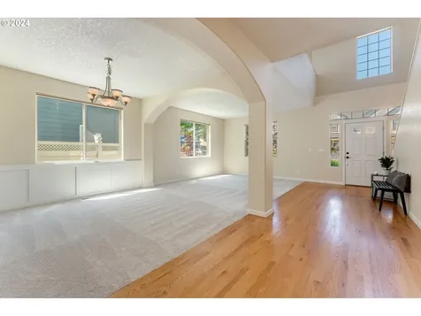 768 N 28th Avenue Cornelius OR 97113