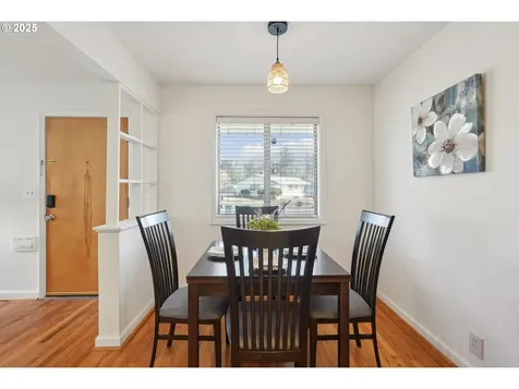 3431 NE Fremont Drive Portland OR 97220