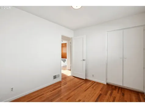 3431 NE Fremont Drive Portland OR 97220
