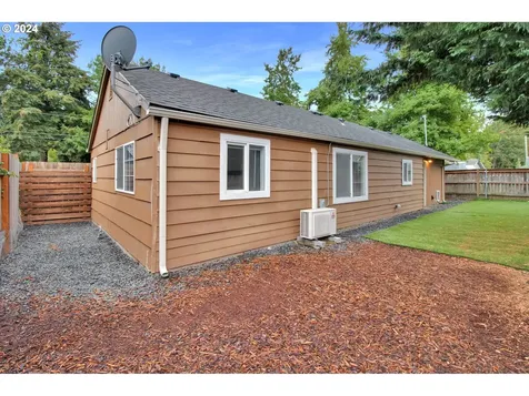 2224 Ohio Street Eugene OR 97402