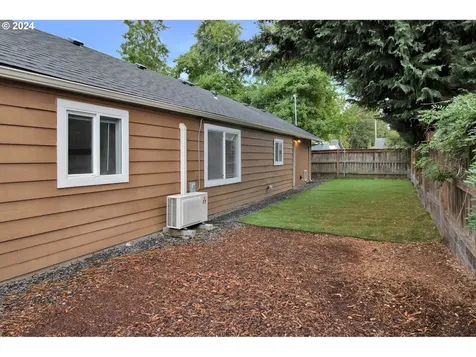 2224 Ohio Street Eugene OR 97402