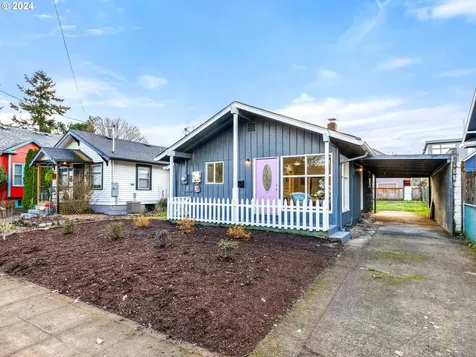 5424 SE Knight Street Portland OR 97206