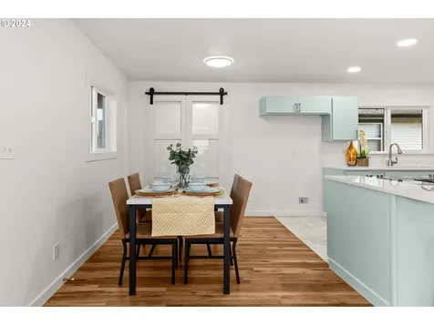 5424 SE Knight Street Portland OR 97206