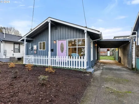 5424 SE Knight Street Portland OR 97206