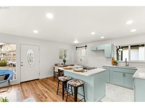 5424 SE Knight Street Portland OR 97206