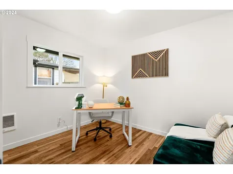 5424 SE Knight Street Portland OR 97206