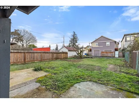 5424 SE Knight Street Portland OR 97206