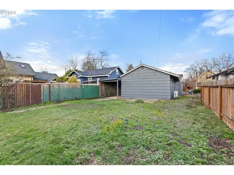 5424 SE Knight Street Portland OR 97206