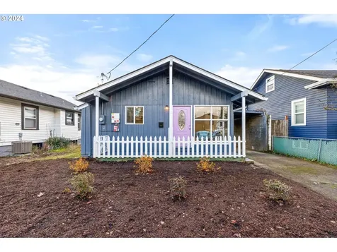 5424 SE Knight Street Portland OR 97206