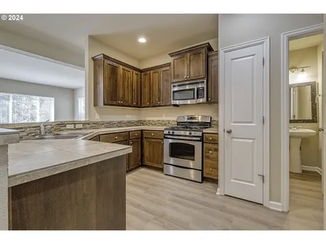 3980 Se Discovery Street Hillsboro OR 97123
