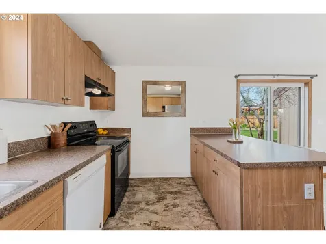 704 NW 16th Street Battle Ground WA 98604