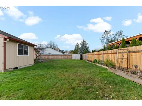 704 NW 16th Street Battle Ground WA 98604