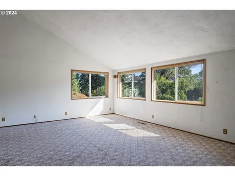 81640 Lost Valley Lane Dexter OR 97431